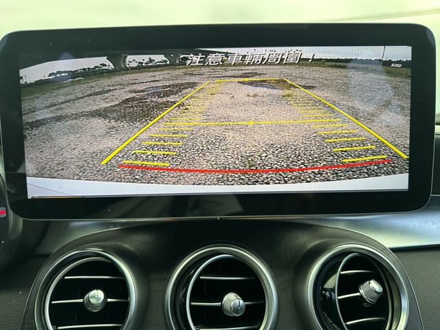 M-BENZ賓士 C300  第8張相片
