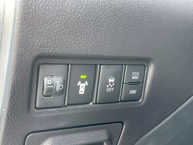 TOYOTA豐田 YARIS CROSSOVER  第7張相片