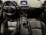 2017 Mazda 3 Sedan 尊榮安全版，魂動藍外觀迷人。配備頂級HUD抬頭顯示器、Keyless免鑰匙、真皮座  第7張縮圖