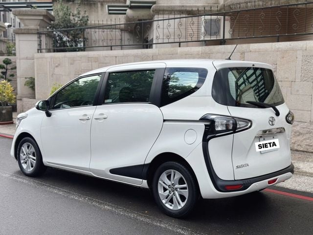 TOYOTA豐田 SIENTA  第2張相片