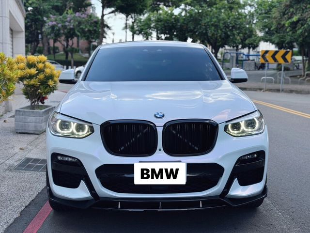 BMW寶馬 X4 XDRIVE30I  第3張相片