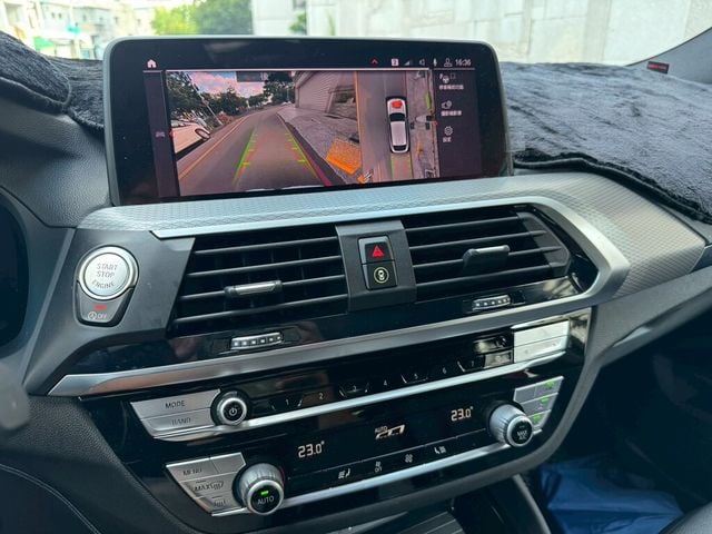 BMW寶馬 X4 XDRIVE30I  第10張相片