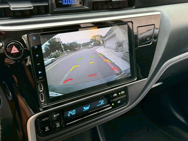 TOYOTA豐田 ALTIS  第7張相片