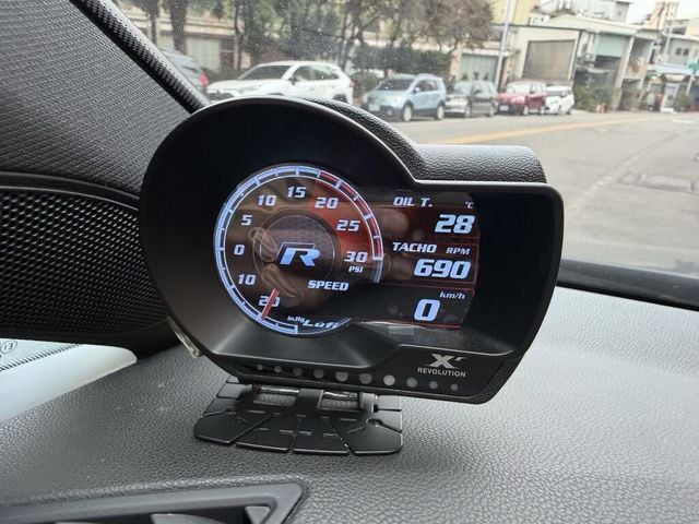 VOLKSWAGEN福斯 GOLF GTI  第10張相片