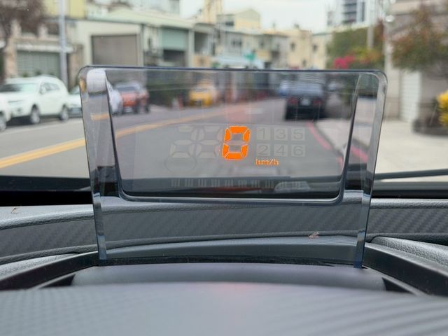 LUXGEN納智捷 U6 TURBO  第10張相片