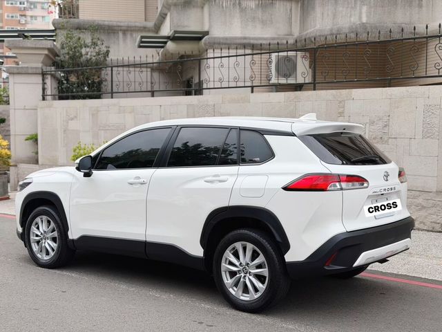 TOYOTA豐田 COROLLA CROSS  第2張相片