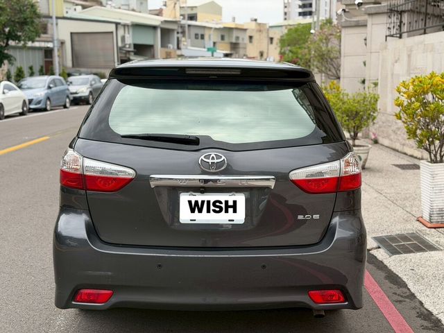 TOYOTA豐田 WISH  第4張相片