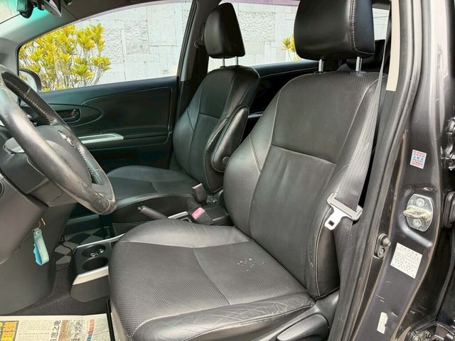 TOYOTA豐田 WISH  第10張相片