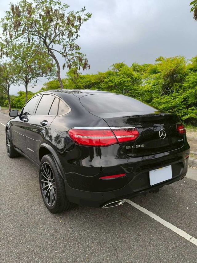 M-BENZ賓士 GLC300 AMG COUPE  第4張相片
