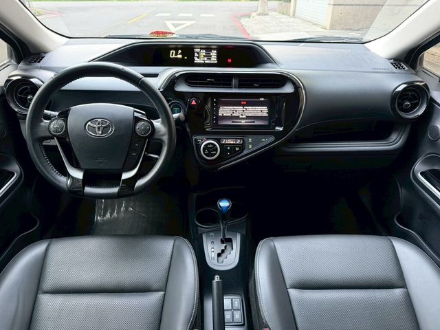 TOYOTA豐田 PRIUS C  第7張相片