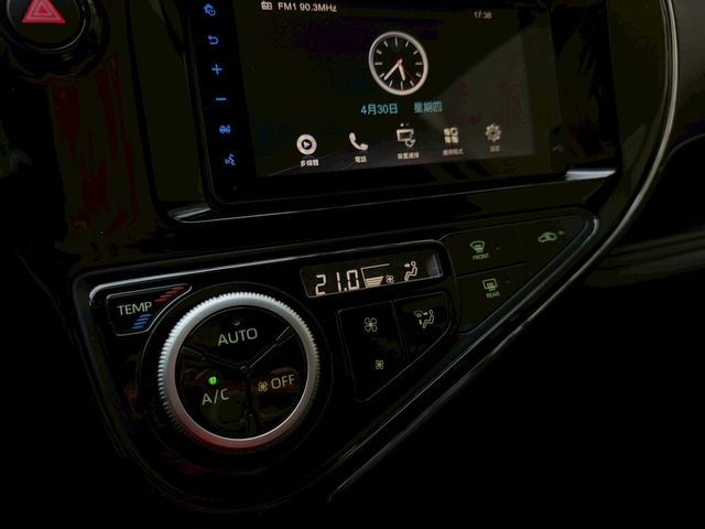 TOYOTA豐田 PRIUS C  第11張相片