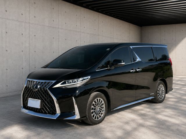 LEXUS凌志 LM300H  第1張相片