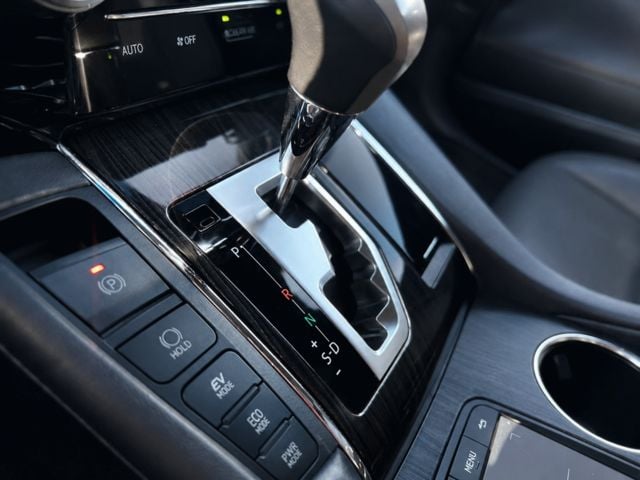 LEXUS凌志 LM300H  第7張相片