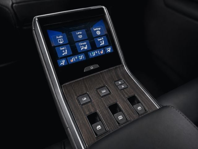 LEXUS凌志 LM300H  第10張相片