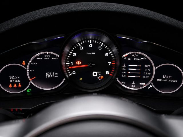 PORSCHE保時捷 CAYMAN  第7張相片