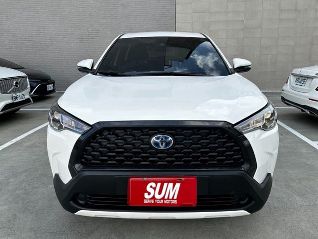 2024年 Toyota Corolla Cross 油電豪華版 免鑰匙 摸門解鎖 ACC跟車 車道偏離 倒車顯影  第2張相片