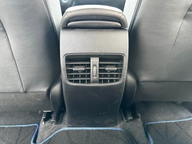 2024年 Toyota Corolla Cross 油電豪華版 免鑰匙 摸門解鎖 ACC跟車 車道偏離 倒車顯影  第14張相片