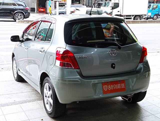 TOYOTA豐田 YARIS  第2張相片