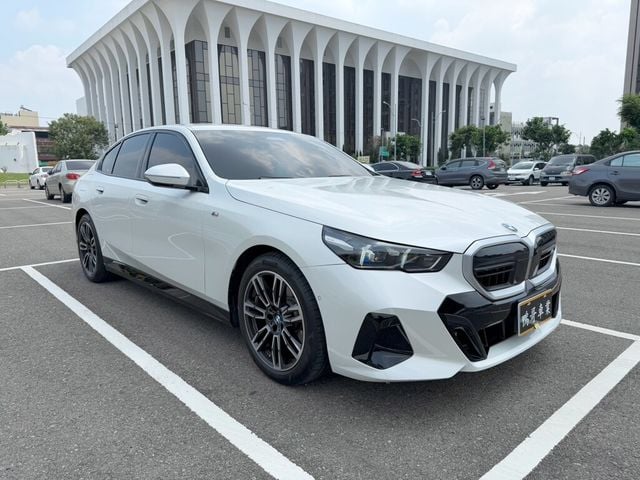 BMW寶馬 520I  第6張相片