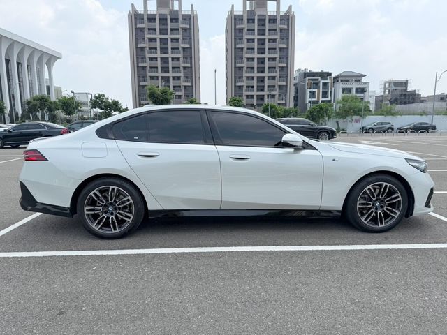BMW寶馬 520I  第7張相片
