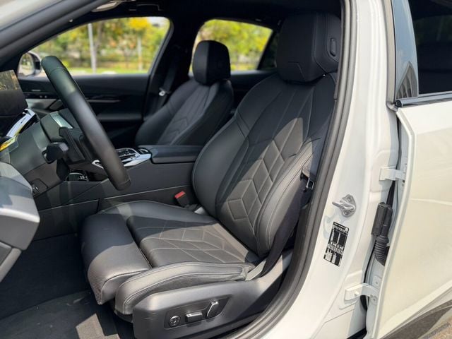 BMW寶馬 520I  第8張相片