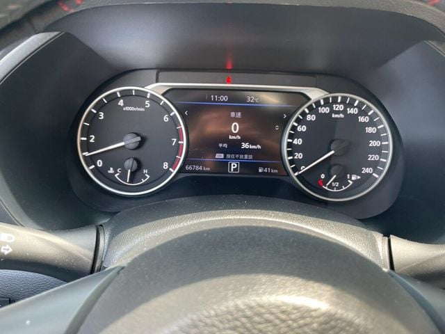 NISSAN日產 SENTRA  第10張相片