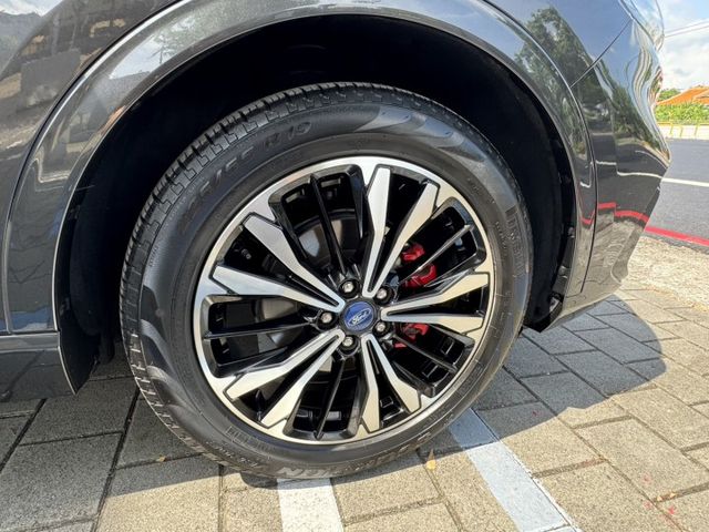 末代車款#市面上賣一台少一台  第6張相片