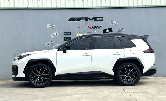 TOYOTA豐田 RAV4  第3張相片