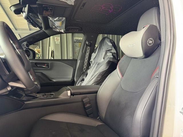 TOYOTA豐田 RAV4  第13張相片