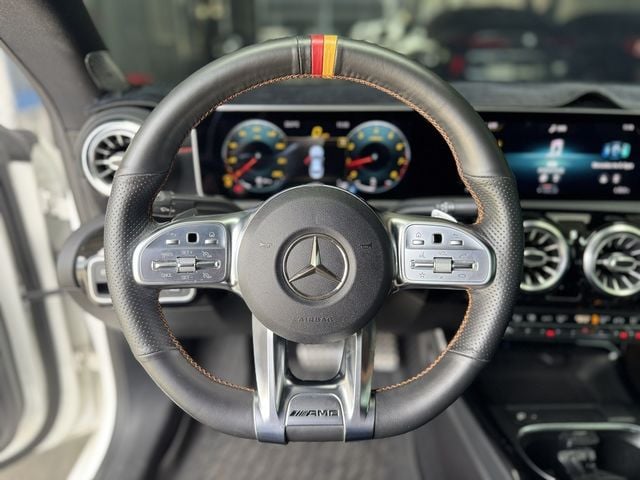 M-BENZ賓士 CLA250  第8張相片