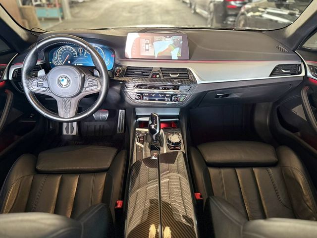 BMW寶馬 520D  第7張相片