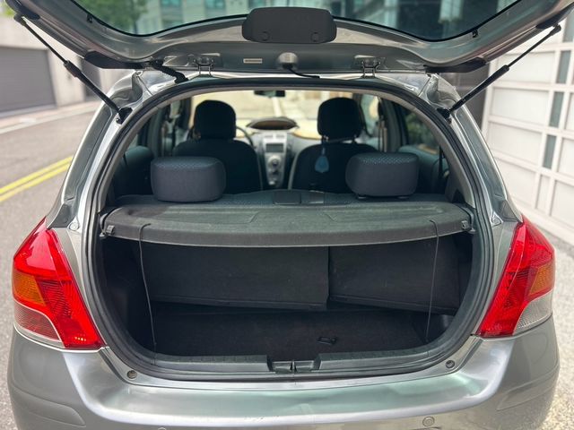 TOYOTA豐田 YARIS  第2張相片