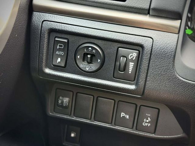 LEXUS凌志 CT200H  第13張相片