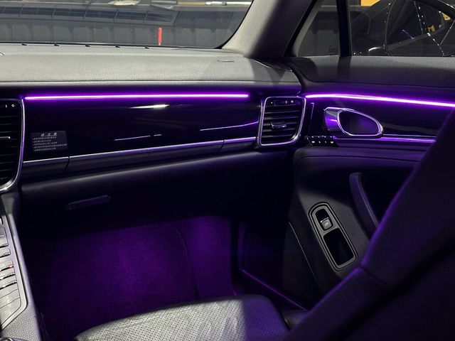 PORSCHE保時捷 PANAMERA  第13張相片