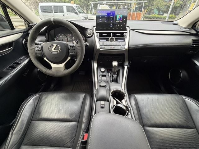 LEXUS凌志 NX200T  第5張相片