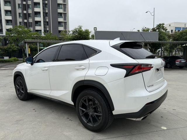 LEXUS凌志 NX200T  第12張相片