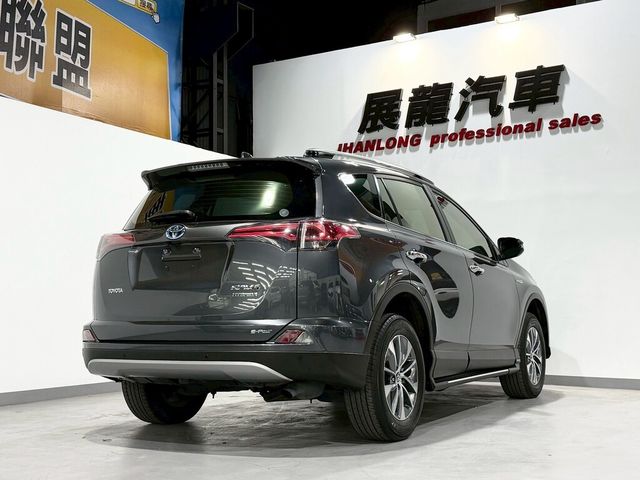 TOYOTA豐田 RAV4  第18張相片