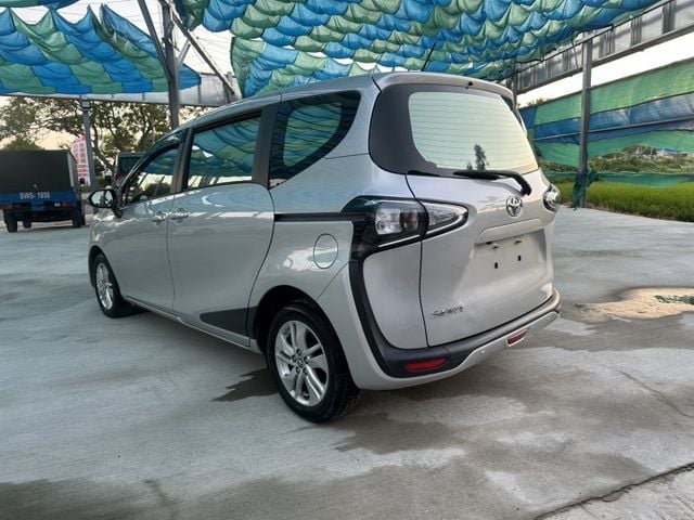 2023年TOYOTA SIENTA  僅跑5.3萬公里 ​全車原版件  第4張相片