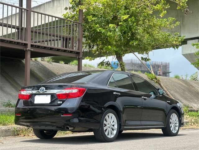 TOYOTA豐田 CAMRY  第2張相片