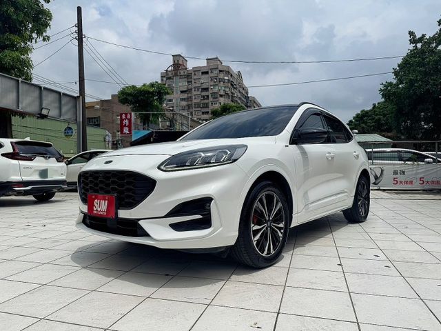 Kuga EcoBoost 250 AWD ST-Line X滿配,全景天窗/腳踢電動尾門/ACC跟車/盲點/車偏/環景  第1張相片
