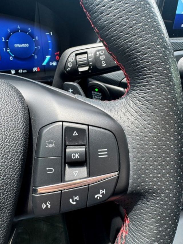 Kuga EcoBoost 250 AWD ST-Line X滿配,全景天窗/腳踢電動尾門/ACC跟車/盲點/車偏/環景  第15張相片