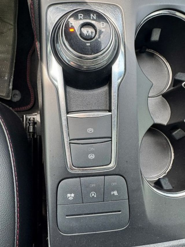 Kuga EcoBoost 250 AWD ST-Line X滿配,全景天窗/腳踢電動尾門/ACC跟車/盲點/車偏/環景  第16張相片