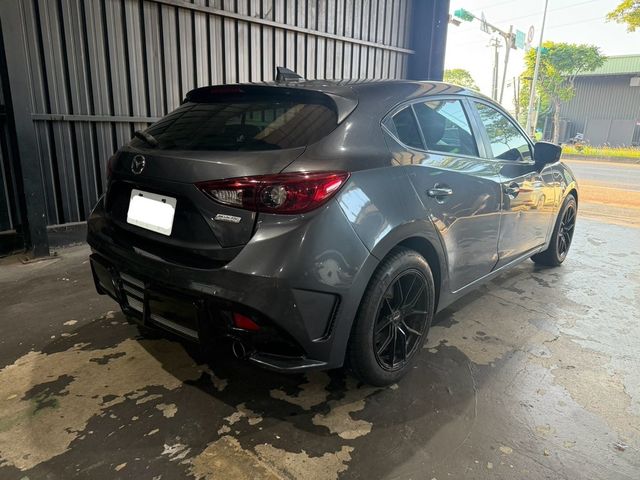 MAZDA馬自達 MAZDA 3  第3張相片