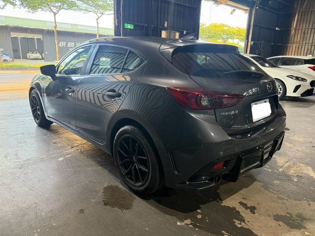 MAZDA馬自達 MAZDA 3  第4張相片