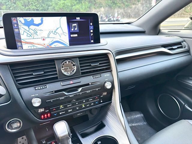 LEXUS凌志 RX300  第9張相片