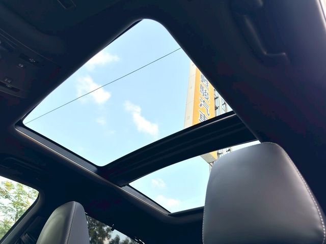 LEXUS凌志 RX300  第14張相片
