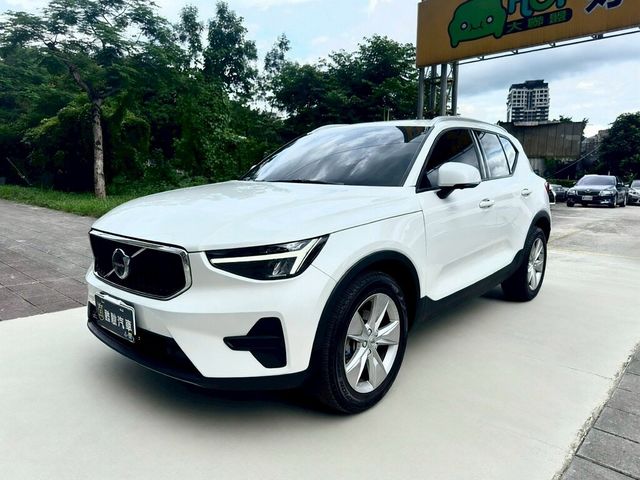 VOLVO富豪 XC40  第1張相片