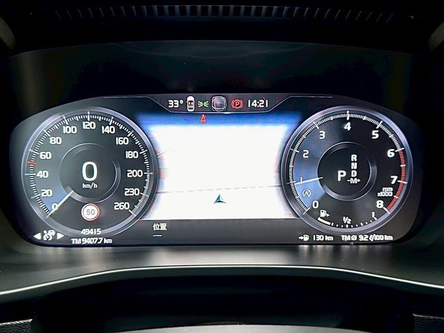 VOLVO富豪 XC40  第7張相片