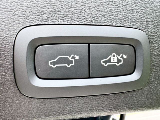 VOLVO富豪 XC40  第19張相片