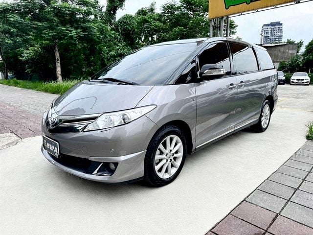 TOYOTA豐田 PREVIA  第1張相片